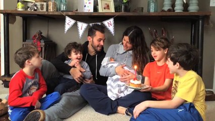 Vidéo émouvante en hommage à leur bébé! Tellement beau...