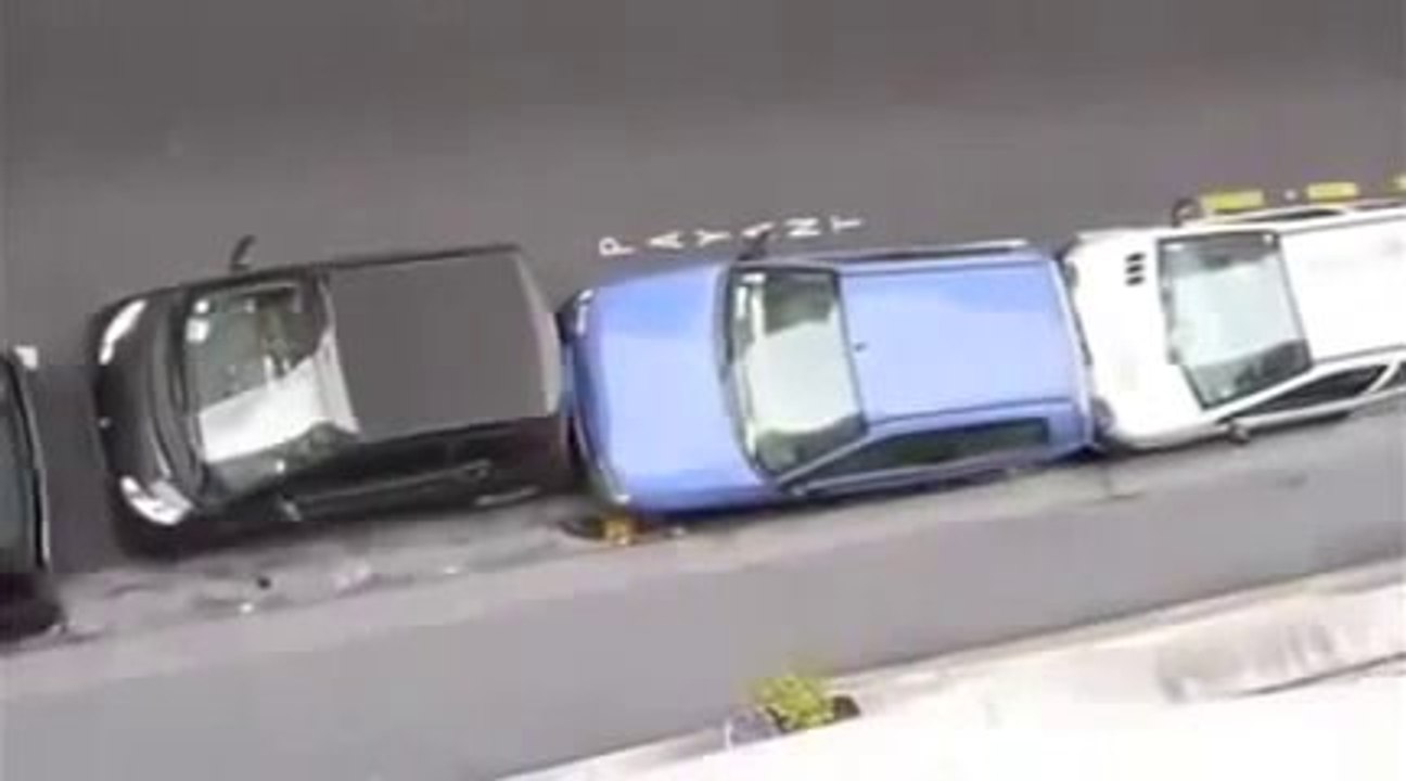 Tightest parallel parking record beaten at new Mini launch -- Guinness World Records