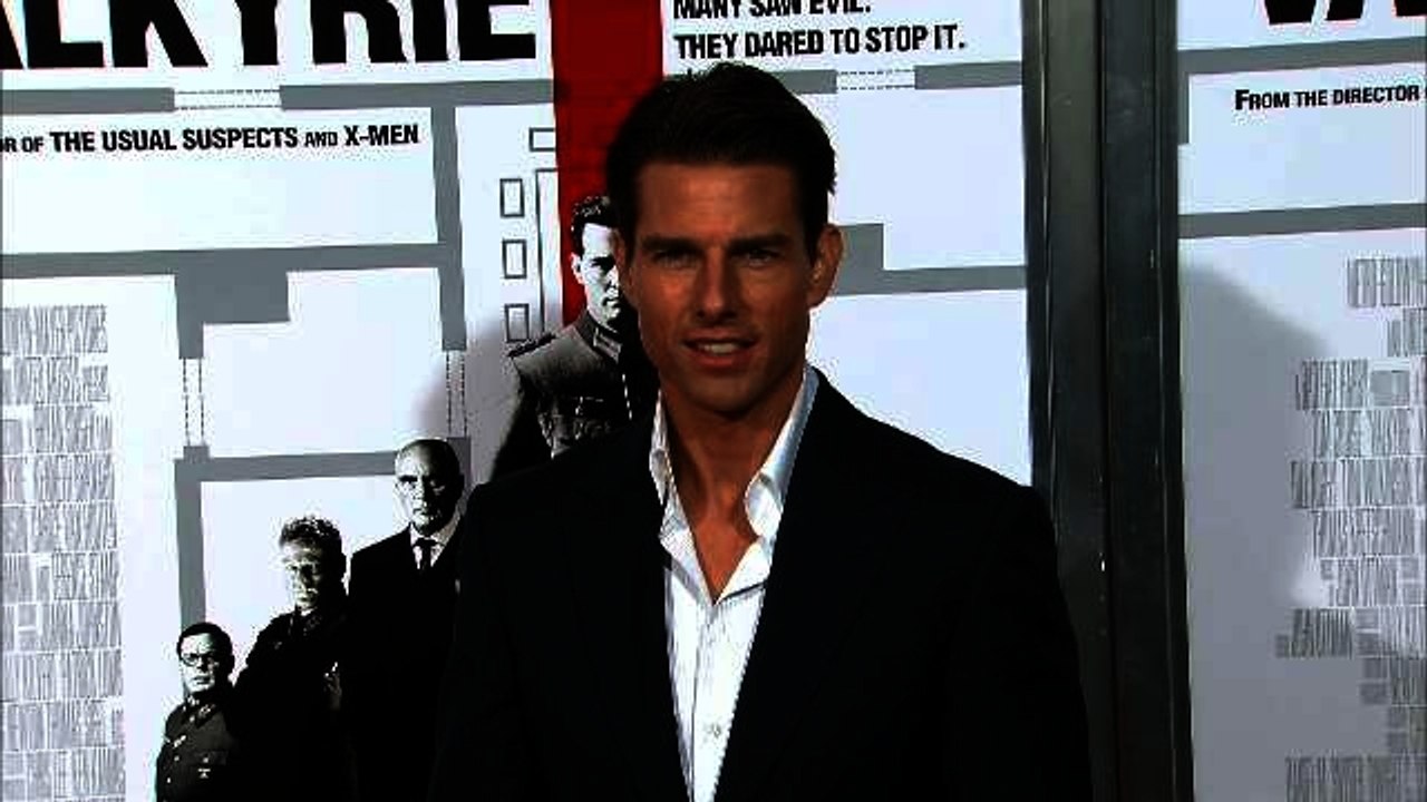 Tom Cruise Sued for $1 Billion