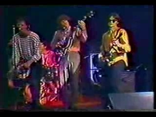 The Vipers - Never Alone
