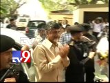 Chandrababu meets Jayalalitha,Karunanidhi over Telangana