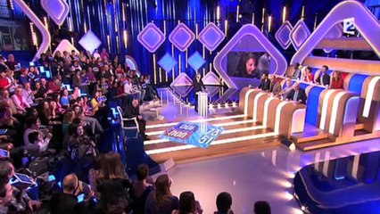 Une jeune fille tacle Francis Huster (EPTS)