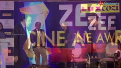 Shah Rukh khan @ Zee Cine Awarsds 2014| www.iluvcinema.in