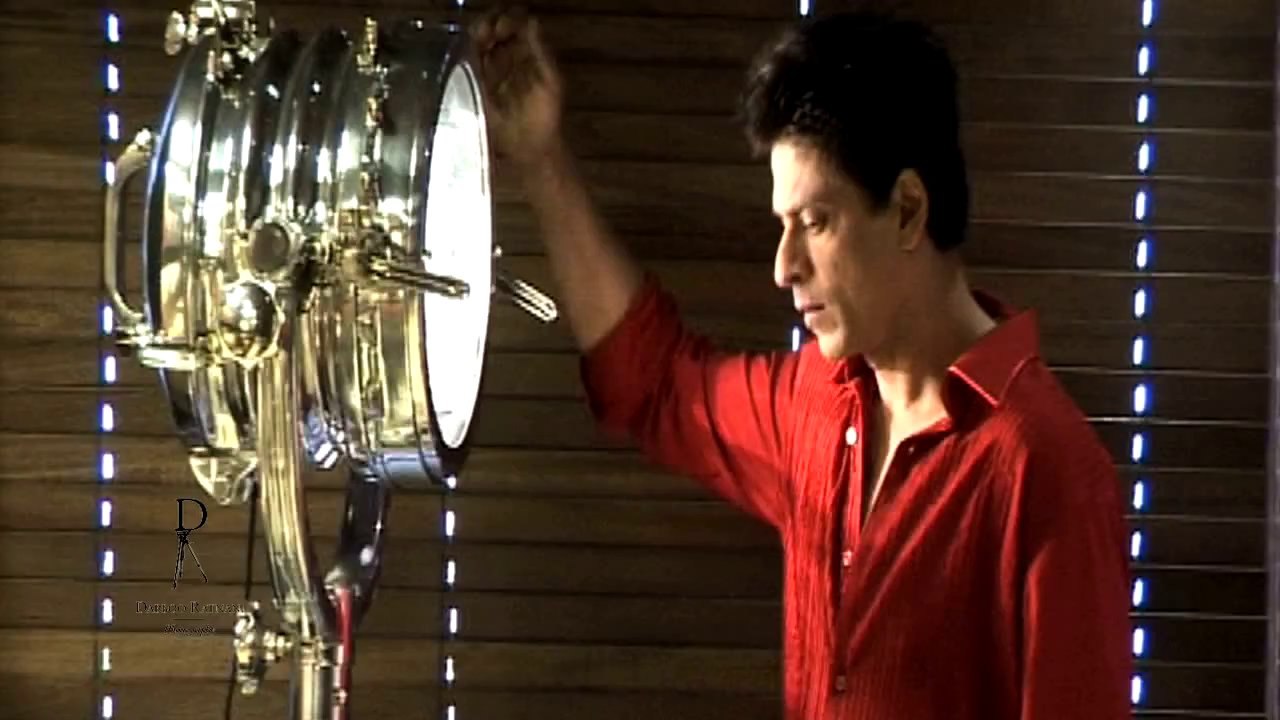 Shahrukh Khan  (@iamsrk)  teaser of Dabboo Ratnani 2012 Calendar