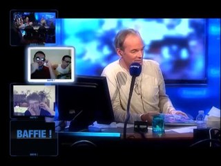 Laurent Baffie forme un couple avec les deux participants du « Mister Tchatche »