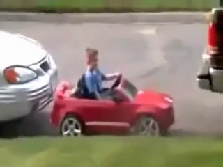 Kid Shows How to Parallel Park