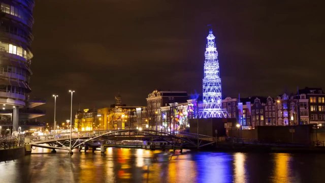 Photographer Captures Beauty of Amsterdam
