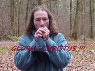 INRI,INRI,INRI"L'obéissance d'Isaac,est une image de L'Agneau immolé"JESUS";ParLaDroite d'Abraham!"Psaumes"S.Cali