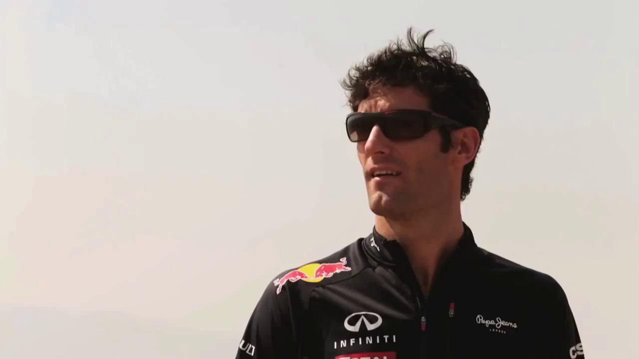 Mark Webber testing Renault Duster in the Oman desert