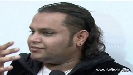 MAGICIAN AMEY SARANG PERFORMS 3 MIRACULOUS THRILLING ACT FOR LIMCA BOOK OF WORLD RECORD