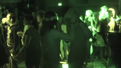 Don't worry be Hippie by BeachBreak INSEEC