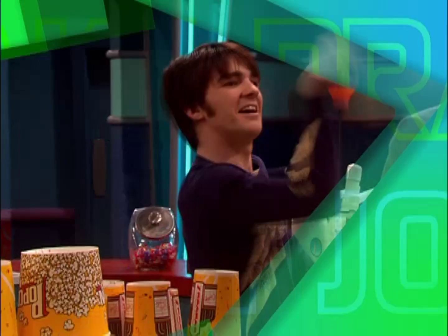 ⁣Drake & Josh™: Season 4 intro (Very Fast) (Start with Drake)