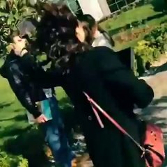 Burcu Altın Sette Neler Yapıyor :)