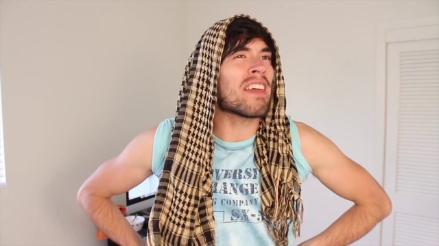 Amores Platonicos _ Hola Soy German