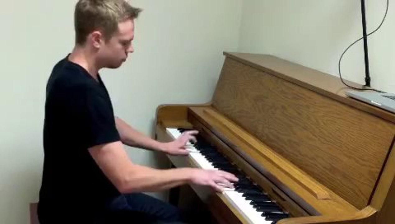 "Just the Way You Are" - Bruno Mars - Piano Cover - Zach Evans