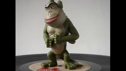 2009 McDONALDS Dreamworks MONSTERS VS  ALIENS   THE MISSING LINK Figure Toy #5