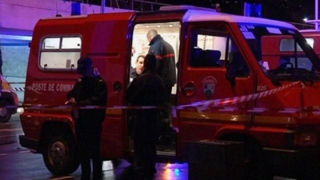 Carrefour supermarket roof collapses in France, injuring two