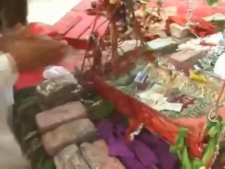 Hajj in Pakistan - Tawaaf in Sehwan Sharif