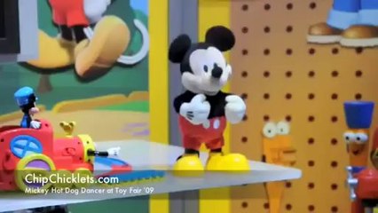 Mickey Hot Dog Dancer at Toy Fair '09