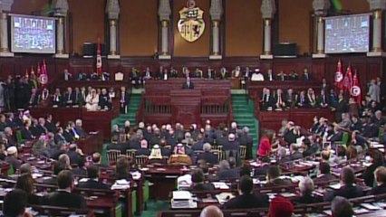 François Hollande salue la nouvelle Constitution tunisienne comme un texte "majeur"