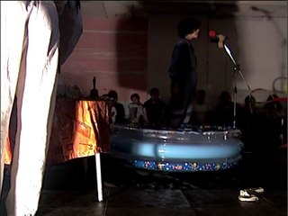 yuco japonaise  performance  musique fabrice eola 2003-