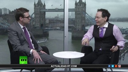 (Vídeo) Keiser Report en español. Los salvadores del mundo (E554)