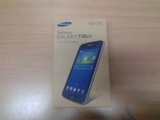 Unboxing Samsung Galaxy Tab3  7''inch (1)