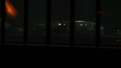 Plane from Ukraine grounded in Istanbul after bomb threat