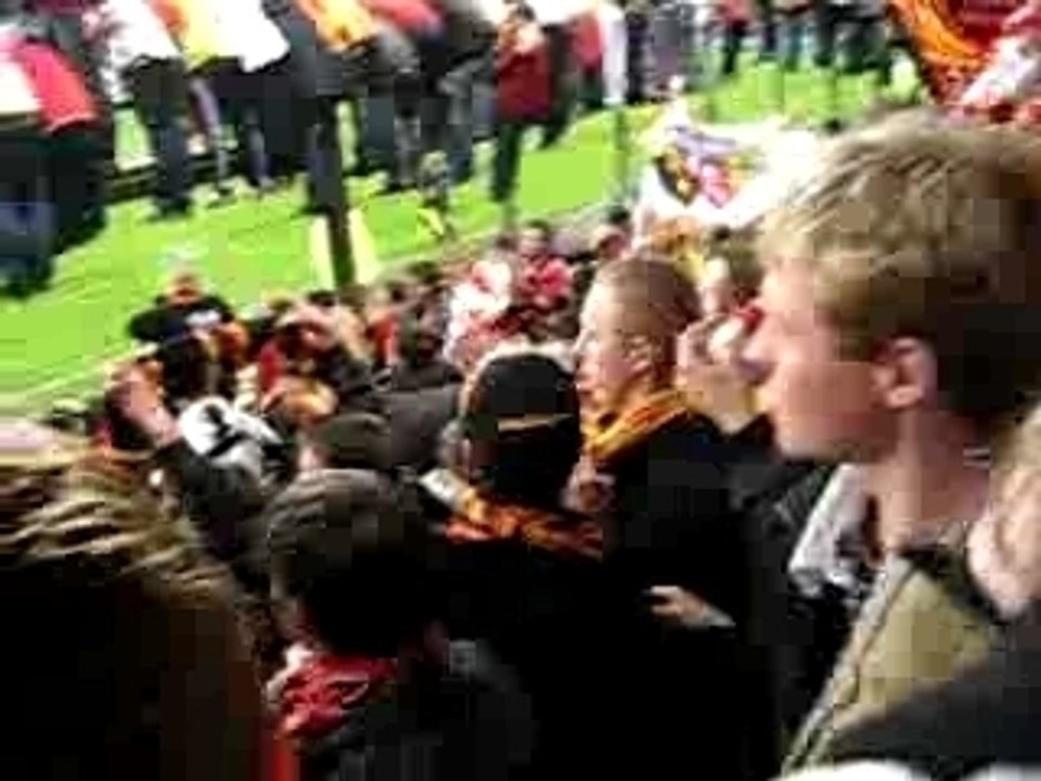 Lens - Bordeaux grecque