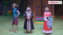 3. Uluslararası Çocuk Tiyatroları Şenliği Antalya'da Sürüyor