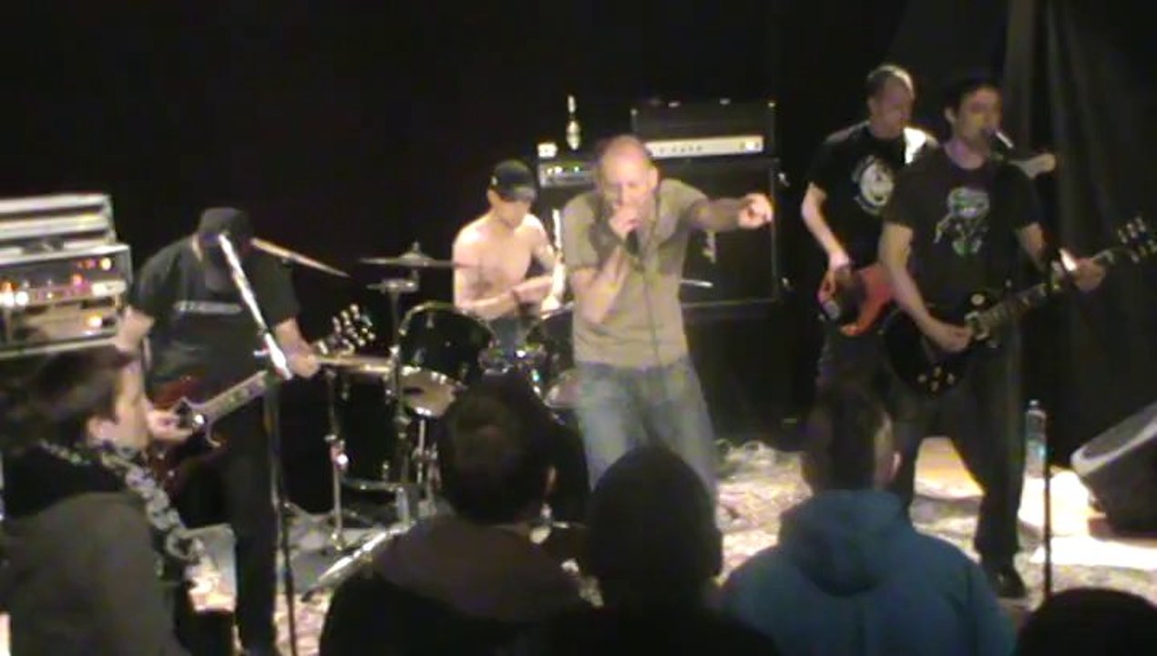 Chux Bollox le 02.05.2013 au piednu Le Havre part 04