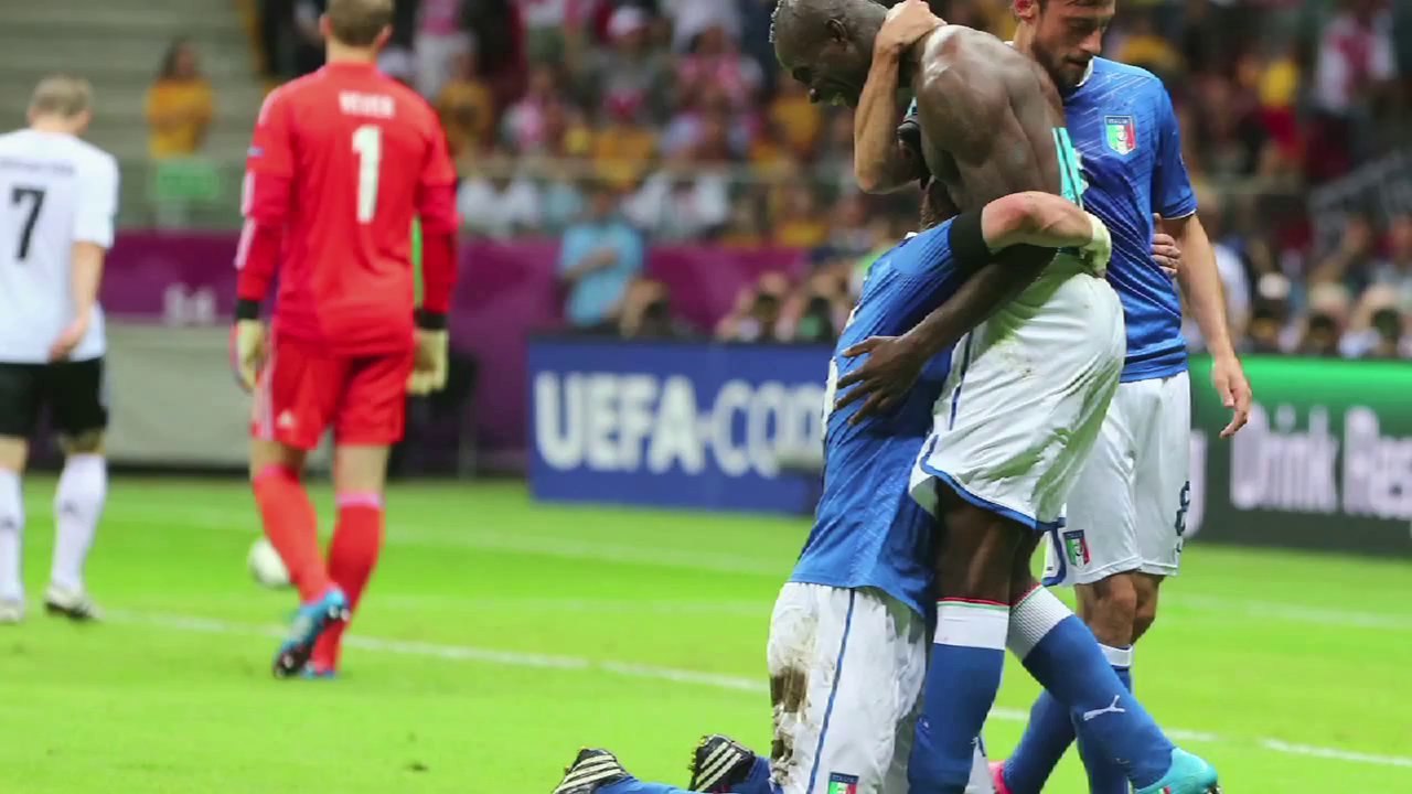 Football's Most Intimate Moments | Valentine's Day Funnies