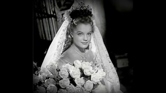 ROMY SCHNEIDER IMMORTELLE QUELLE BEAUTÉ