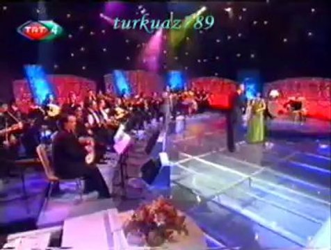 Emre AYGAN*Neşe DURSUN-Kaleden Top Atarlar