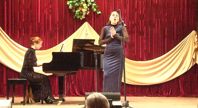 14 Елена Петрова - Колыбельная Волховы из оперы Садко