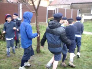 Danse indienne version louveteau