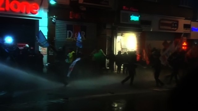 Turkish protesters angry about internet censorship, clash with police