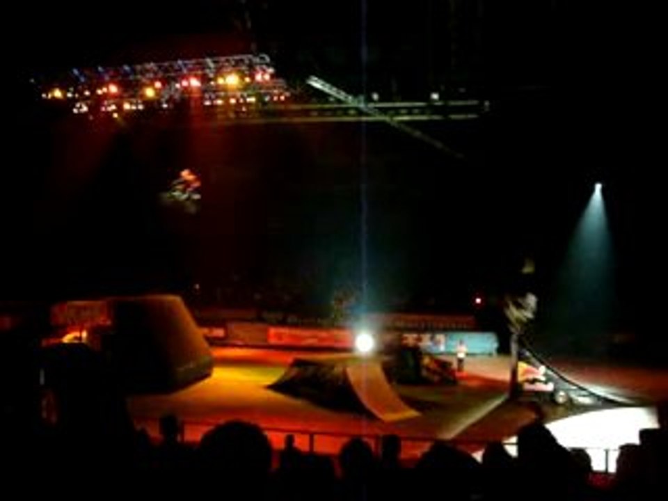 Freestyle moto, quad and bmx- Monster Jam Antwerp 11-09-10 (6)