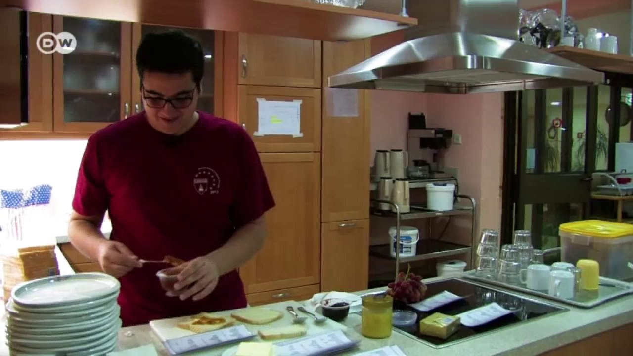 Als Student ins Altenheim | Journal Reporter