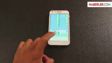 Flappy Bird Oynarken Kriz Geçirip Telefonu Parçaladı