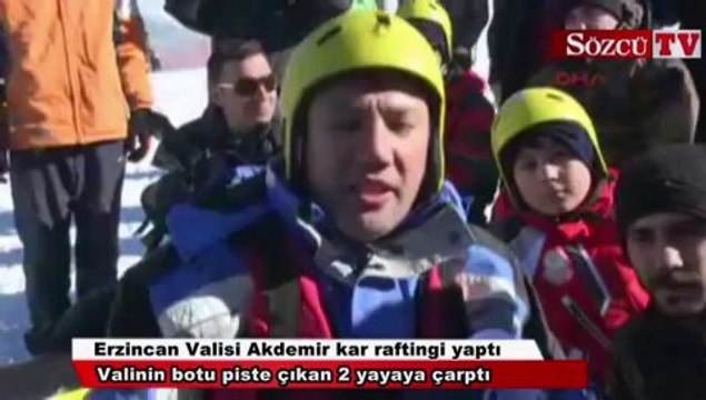 Karda rafting yapan Erzincan Valisi'nin botu yayalara çarptı