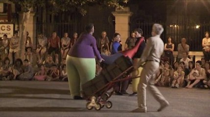 Arts de la Rue - Instants de rue - Cratère Surfaces 2013