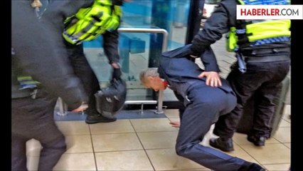 Arsenal Menajeri Arsene Wenger, Yere Düştü