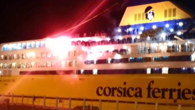 Les supporters de Bastia mettent le feu sur un ferry !