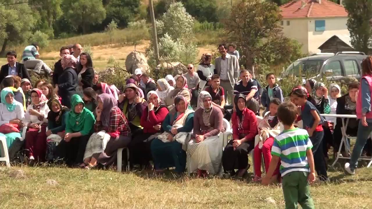 Öksüz Mustafa&Piyanist Orhan Ölümüyüm Dirimiyim