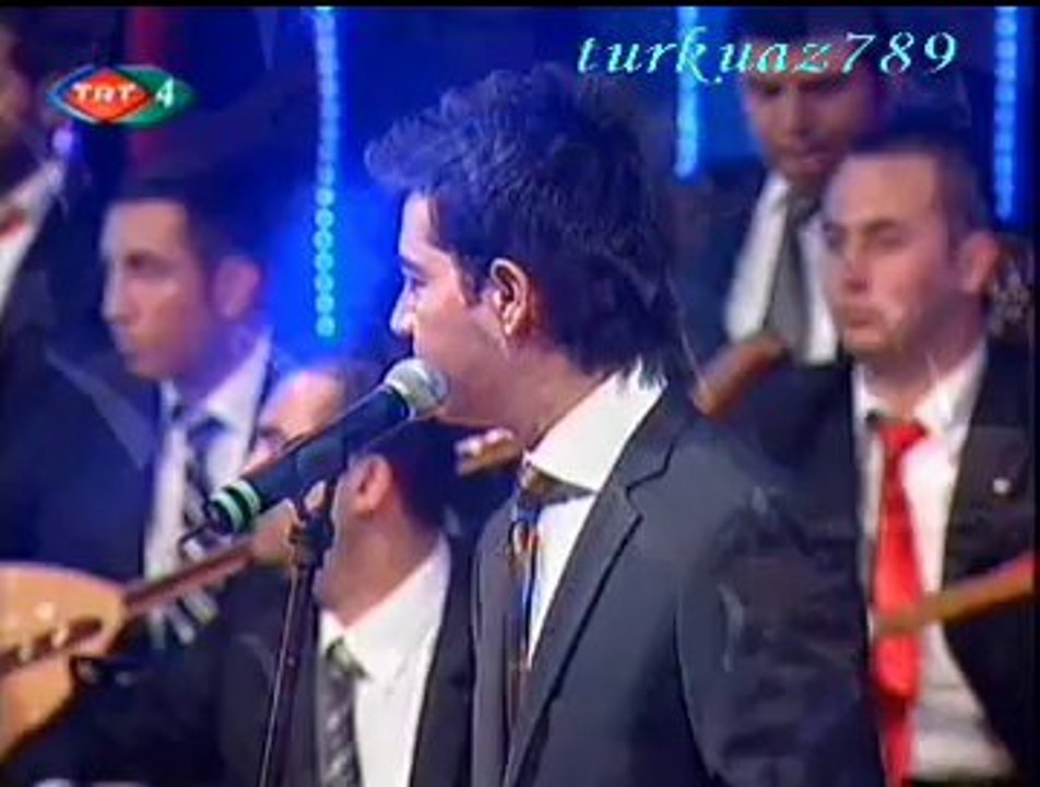 Engin KOYUNCU-Fincanın Etrafı Yeşil