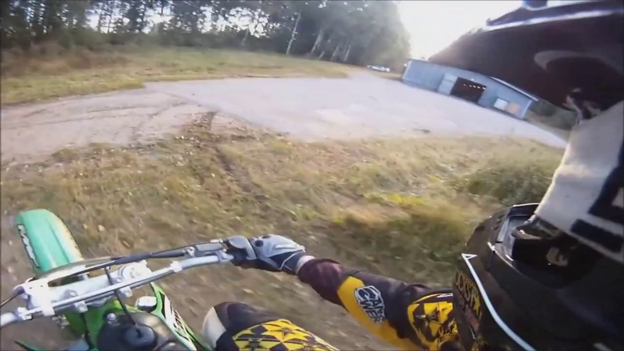 Kawasaki KX125 - Sandpits Trail Blazing