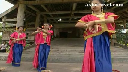 Sumbawa Island Culture, Indonesia by Asiatravel.com