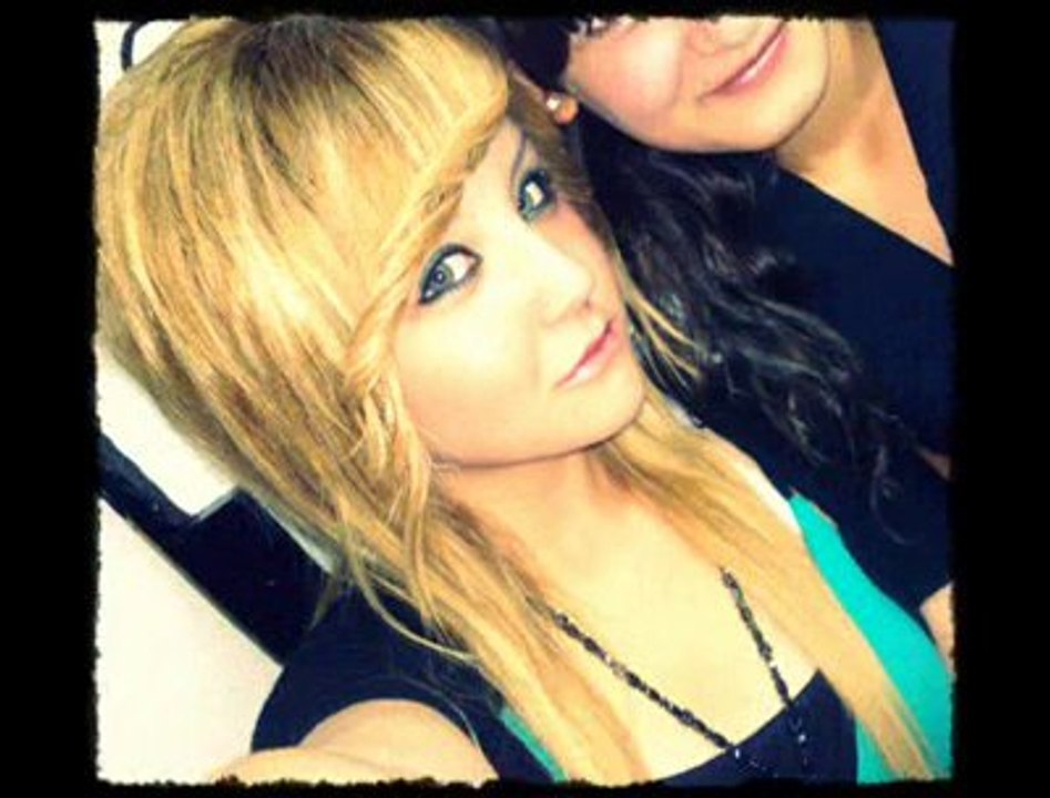 Bu Sehir Sana Hasrett Yar.. - Facebook Video indir - Video izle - Video Paylaş