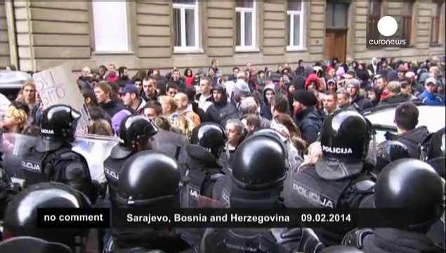 Bosnian protesters call for new elections, condemn police crackdown